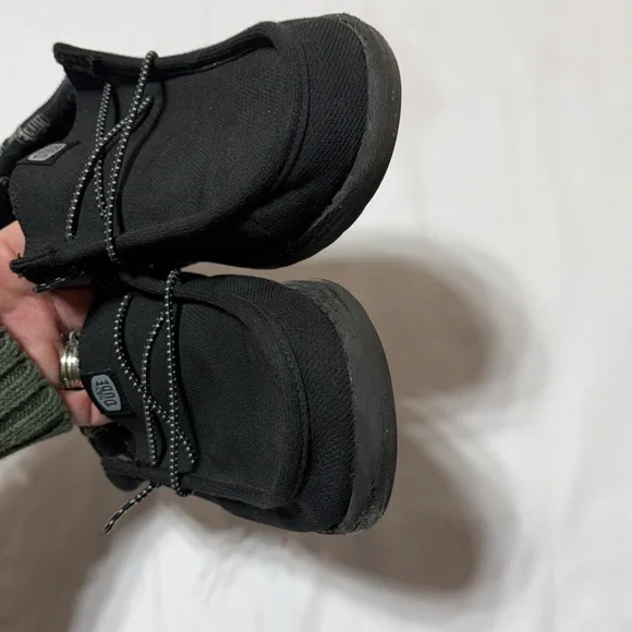 Hey dude black kids shoes size 5 - Picture 4 of 7